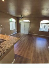 2727 N Price Rd in Chandler, AZ - Building Photo - Building Photo