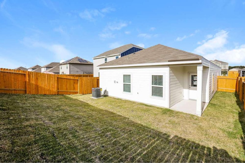 8206 Blooming Meadow Ln in Houston, TX - Building Photo