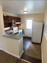 349 Whittier Dr in Pittsburgh, PA - Building Photo - Building Photo