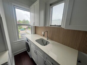 62 Woodland Ave in New Rochelle, NY - Building Photo - Building Photo