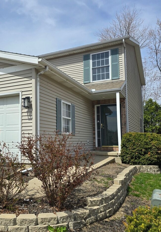 property at 208 Parktrail Rd