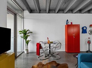 10309-10107 107 St NW in Edmonton, AB - Building Photo - Building Photo