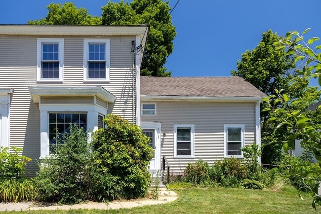134 W Main St in Westminster, MA - Building Photo - Building Photo