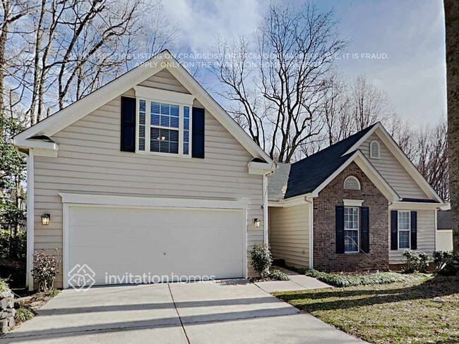 property at 8122 Bella Vista Ct
