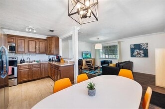 234 NW 47th St in Miami, FL - Building Photo - Building Photo