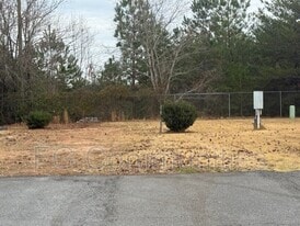 5 Riverplace Dr in Greenville, SC - Building Photo