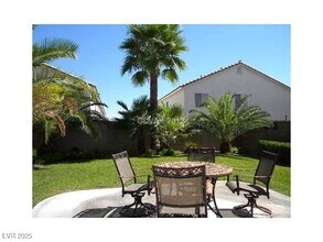 3758 Solandra St in Las Vegas, NV - Building Photo - Building Photo