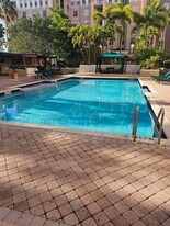 520 SE 5 Ave, Unit 3704 in Fort Lauderdale, FL - Building Photo