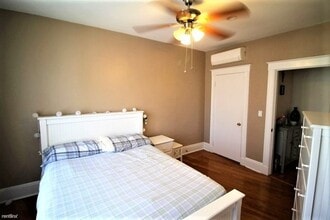 33 Dwight St, Unit 5 in Brookline, MA - Foto de edificio - Building Photo