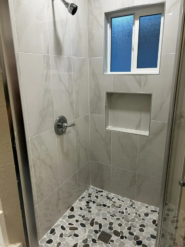 223 W Gleason St in Monterey Park, CA - Foto de edificio - Building Photo