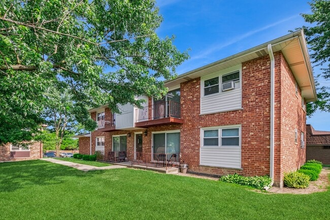 15290 El Cameno Terrace in Orland Park, IL - Building Photo - Building Photo
