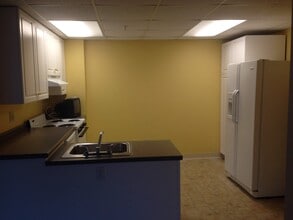 1629 Edgewood Ave in Coraopolis, PA - Building Photo - Building Photo