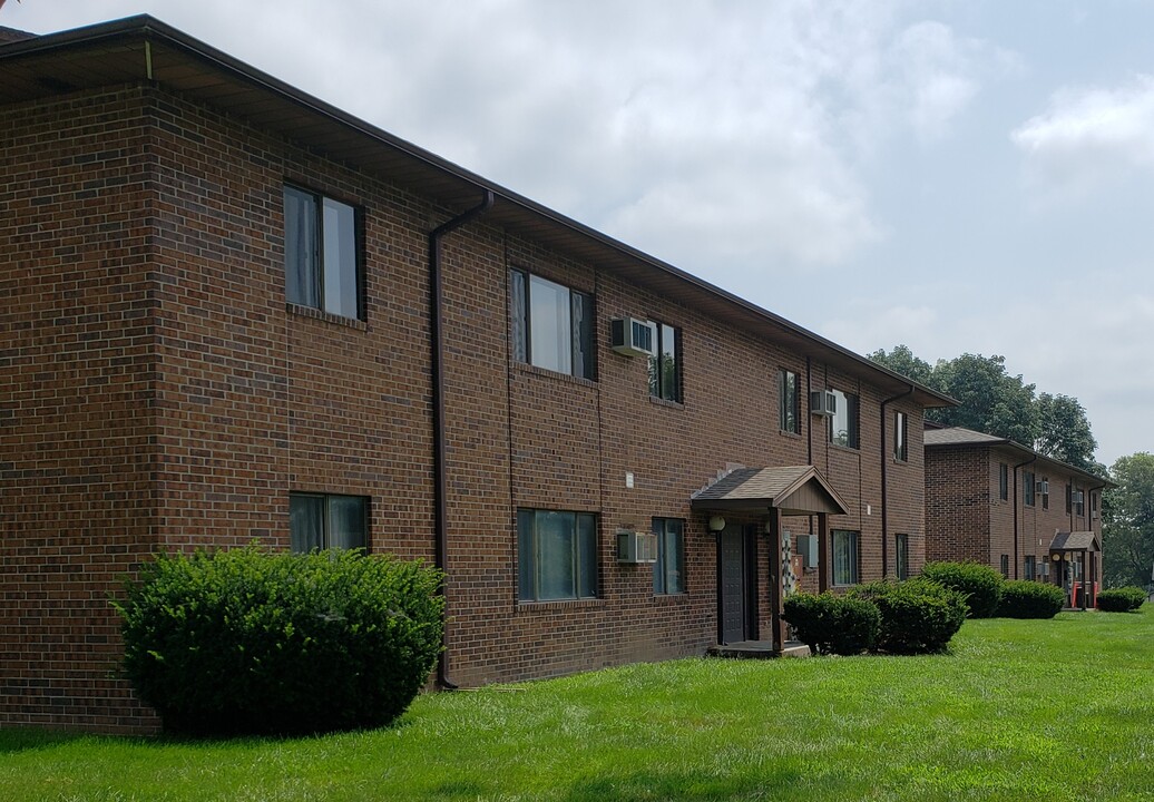 Arbor Village in Nebraska City, NE - Foto de edificio