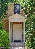 1918 Robbins Pl in Austin, TX - Building Photo