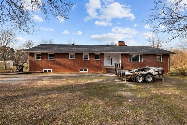 property at 1435 Auten Rd