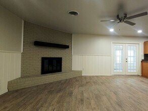 5213 16th St in Lubbock, TX - Building Photo - Building Photo
