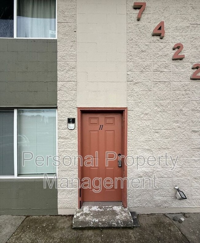 7422 NE Hazel Dell Ave in Vancouver, WA - Building Photo - Building Photo