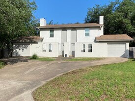 8000 Sonnet Ave, Unit A in Austin, TX - Building Photo