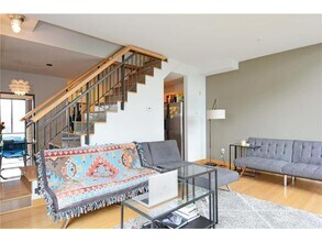 10 E 26th St-Unit -321 in Minneapolis, MN - Building Photo - Building Photo