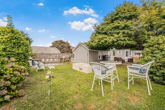 147 Southfield Ave in Stamford, CT - Building Photo - Building Photo