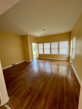 82 Floral Ave, Unit 1 in Johnson City, NY - Building Photo - Building Photo
