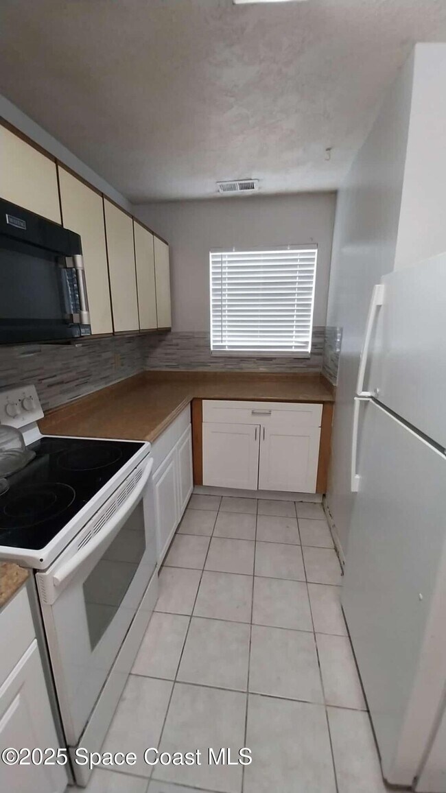 3444 Joe Murell Dr in Titusville, FL - Building Photo - Building Photo