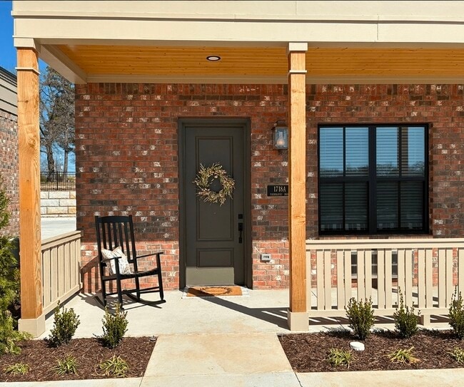 The Cottages at Ashton in Barling, AR - Building Photo - Building Photo