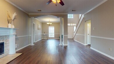 14919 Forest Trails Dr in Houston, TX - Building Photo - Building Photo