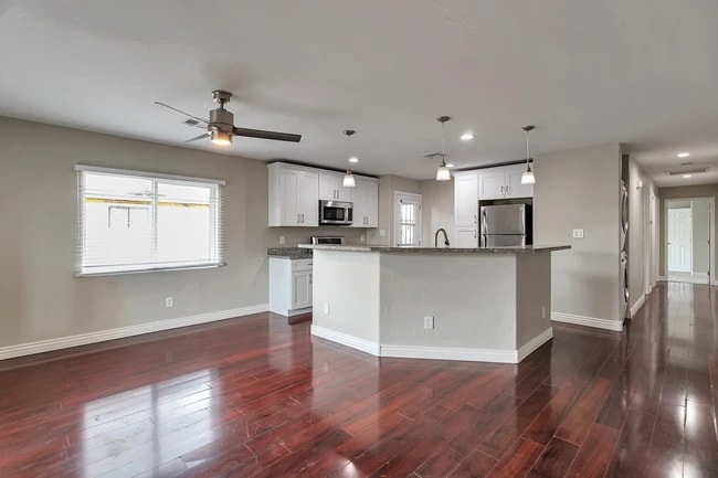 property at 5206 S 11th Ave