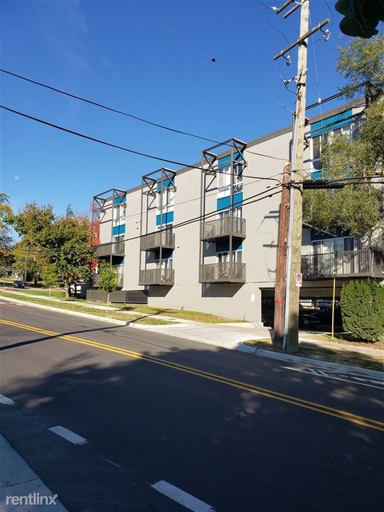 Tradewind Apartments in Ann Arbor, MI - Foto de edificio