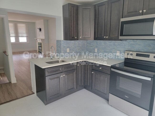 3632 Earp St in Philadelphia, PA - Foto de edificio - Building Photo