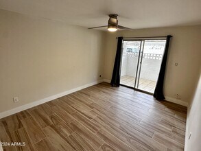 1251B E Maryland Ave-Unit -A in Phoenix, AZ - Building Photo - Building Photo