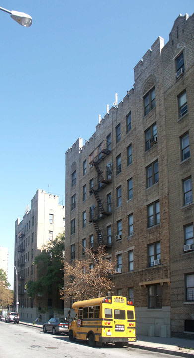 1420 Noble Ave in Bronx, NY - Building Photo