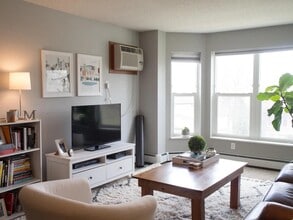 720 3rd Ave NE, Unit 207 in Minneapolis, MN - Building Photo - Building Photo