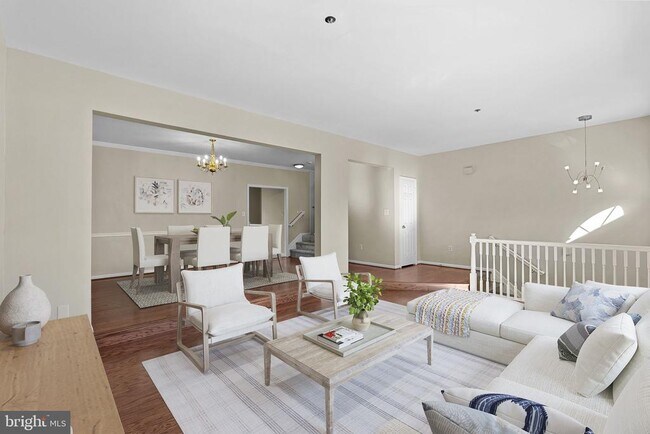 property at 1707 Leighton Wood Ln