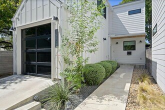 5212 Huisache St in Austin, TX - Building Photo - Building Photo