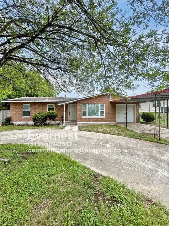 3934 Portsmouth Dr in San Antonio, TX - Building Photo