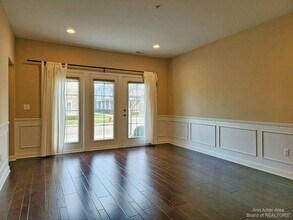 5643 Arbor Chase Dr in Ann Arbor, MI - Building Photo - Building Photo