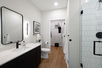 Emblem Park in Nashville, TN - Building Photo - Interior Photo