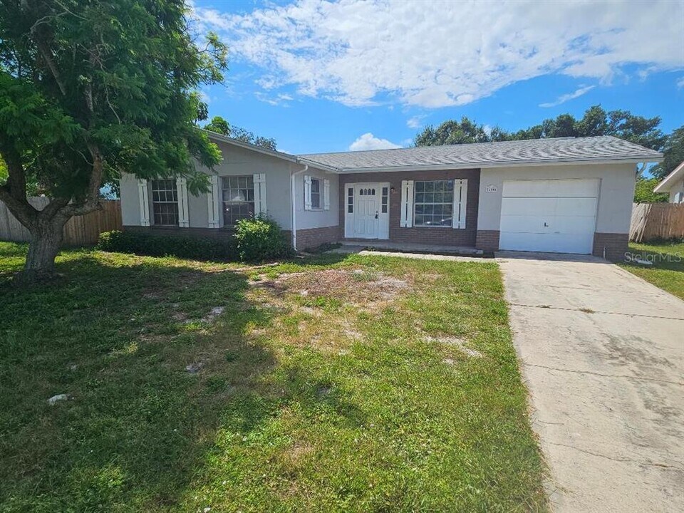 4005 27th Ave W in Bradenton, FL - Building Photo