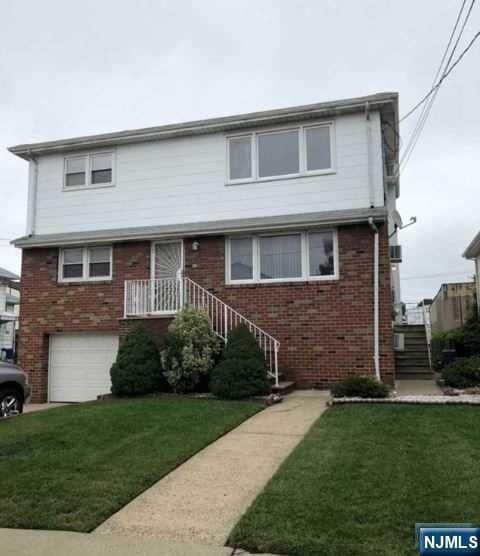 property at 202 S Main St