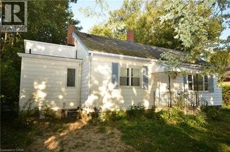490 Springbrook Ave in Ancaster, ON - Building Photo - Building Photo