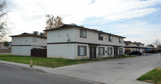 4204 N F St in San Bernardino, CA - Building Photo - Building Photo