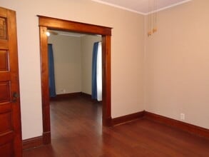 805 Green St in St. Joseph, MO - Foto de edificio - Building Photo