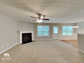 6239 Lake Valley Point in Lithonia, GA - Foto de edificio - Building Photo