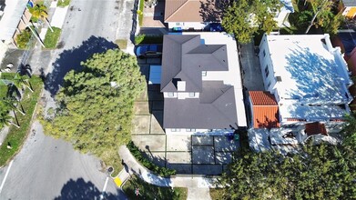 927 SW 18th Ave in Miami, FL - Building Photo - Building Photo