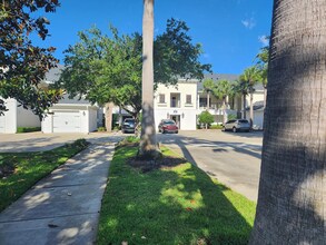 101 Laurel Wood Way in St. Augustine, FL - Building Photo - Building Photo
