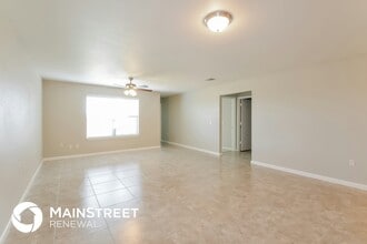 7050 Hallie Ridge in San Antonio, TX - Foto de edificio - Building Photo