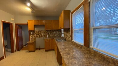 444 W 98th St in Chicago, IL - Building Photo - Building Photo