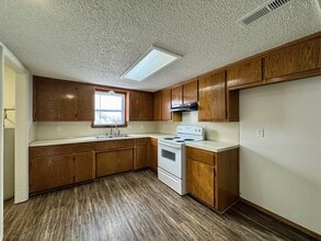 101 Adirondack Loop in Roland, OK - Building Photo - Building Photo